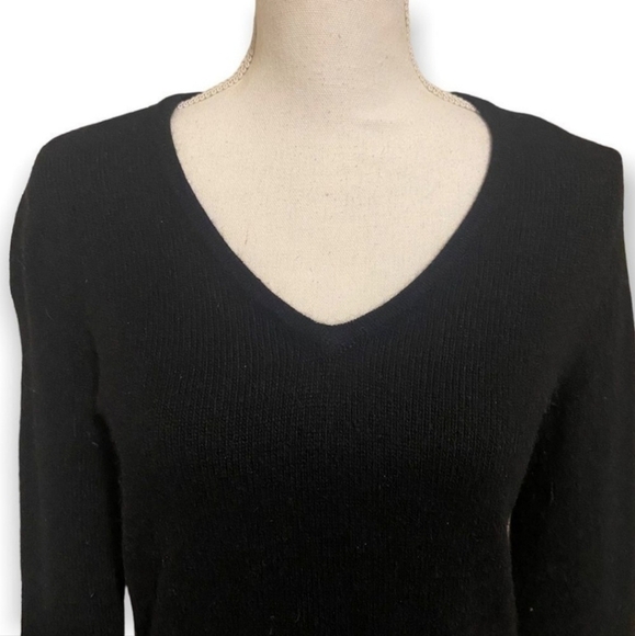 Sarah Spencer V-Neck Angora Rabbit Hair Lamb Wool Black Sweater Women's Large L - Picture 4 of 8